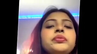 jawan-ladki-ki-chuchi-video-call-pe