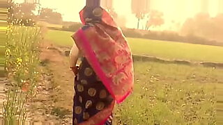 aunty-village-couple-romance