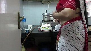 hot bhabhi naye suhagrat fist chudai video